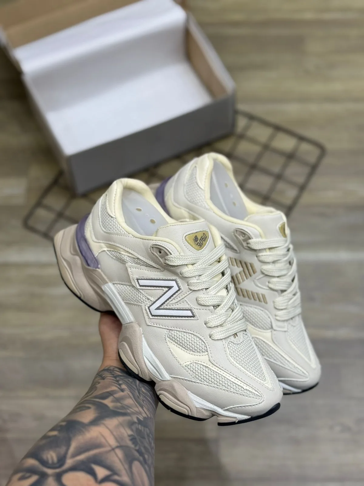 Tênis NB 9060